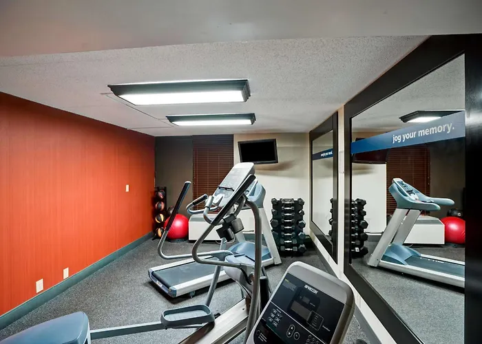 Hampton Inn Norfolk-Naval Base